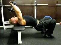 Pullovers: bad exercise for the pecs, but good for the triceps