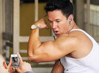 DISSECTING MARK WAHLBERG’S WORKOUTS